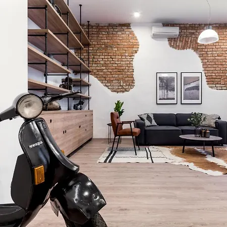 Apartmánový Dům U Tomana 4* Brno