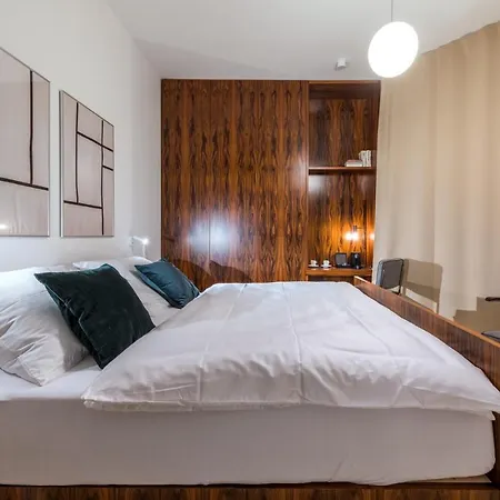 Hotel Apartmánový Dům U Tomana 4*